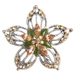 Vintage Flower Pattern Crystal Rhinestones Brooch Pin, Costume jewelry 2"